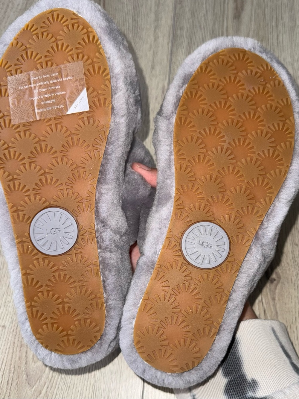 UGG Australia oh yeah fluff grey gray slippers sandals shoes - Picture 5 of 5